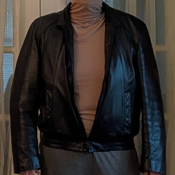 Vagabond Leathers Soft black leather bomber jacket - Size 46 - Picture 7 of 8